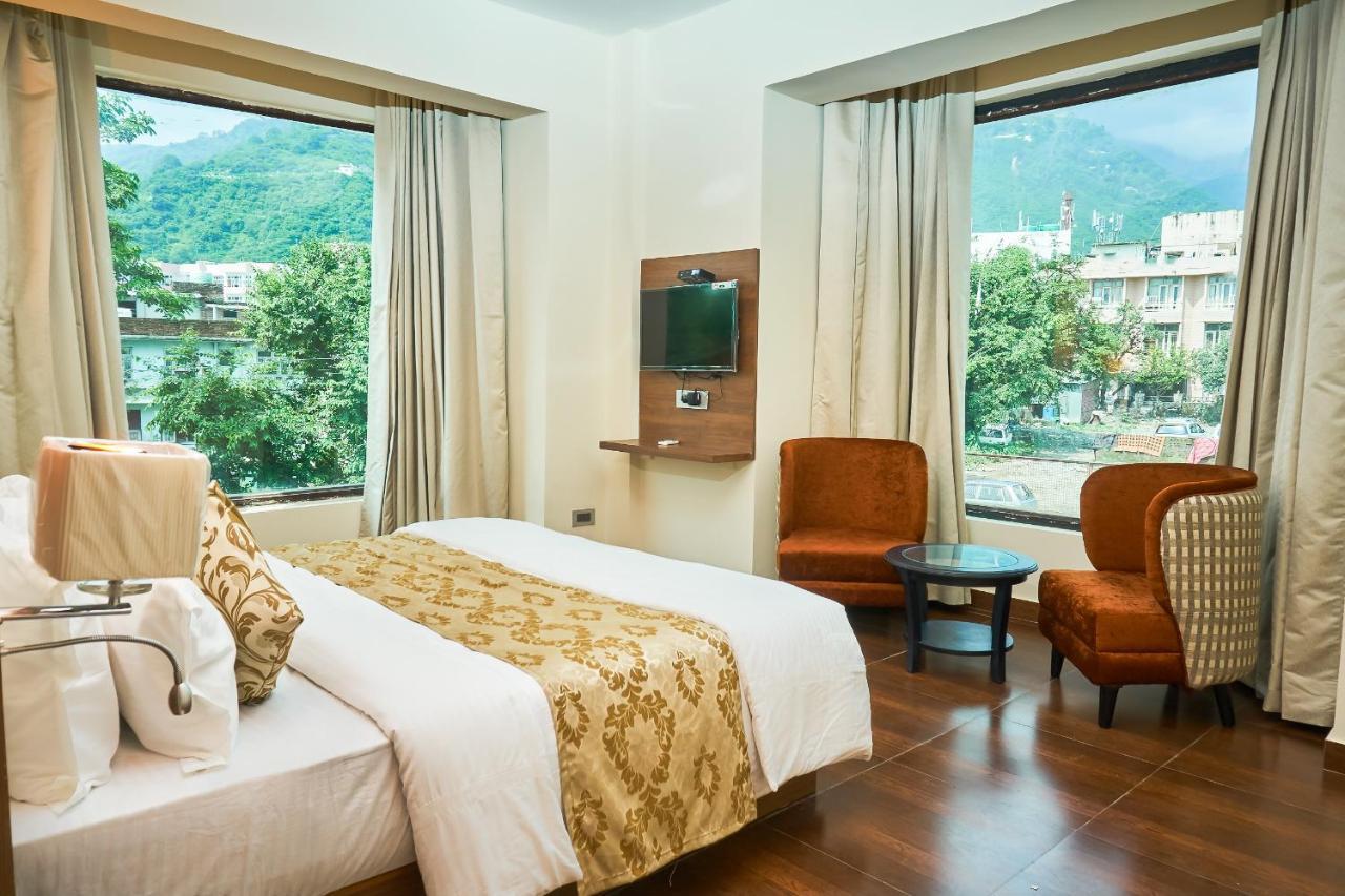 Ganpati Hotel Katra Katra  Dış mekan fotoğraf